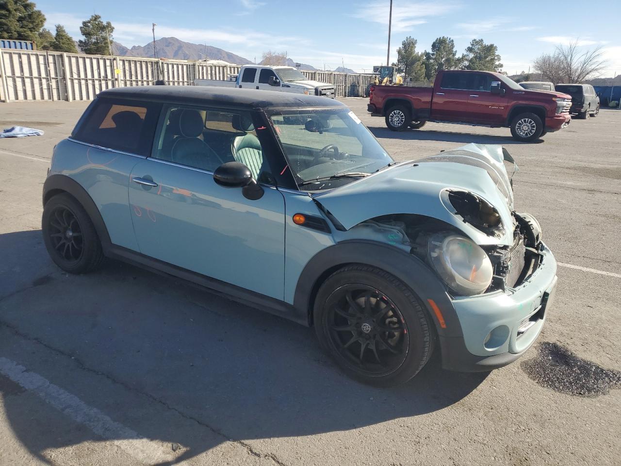 2013 MINI Cooper - Image 4