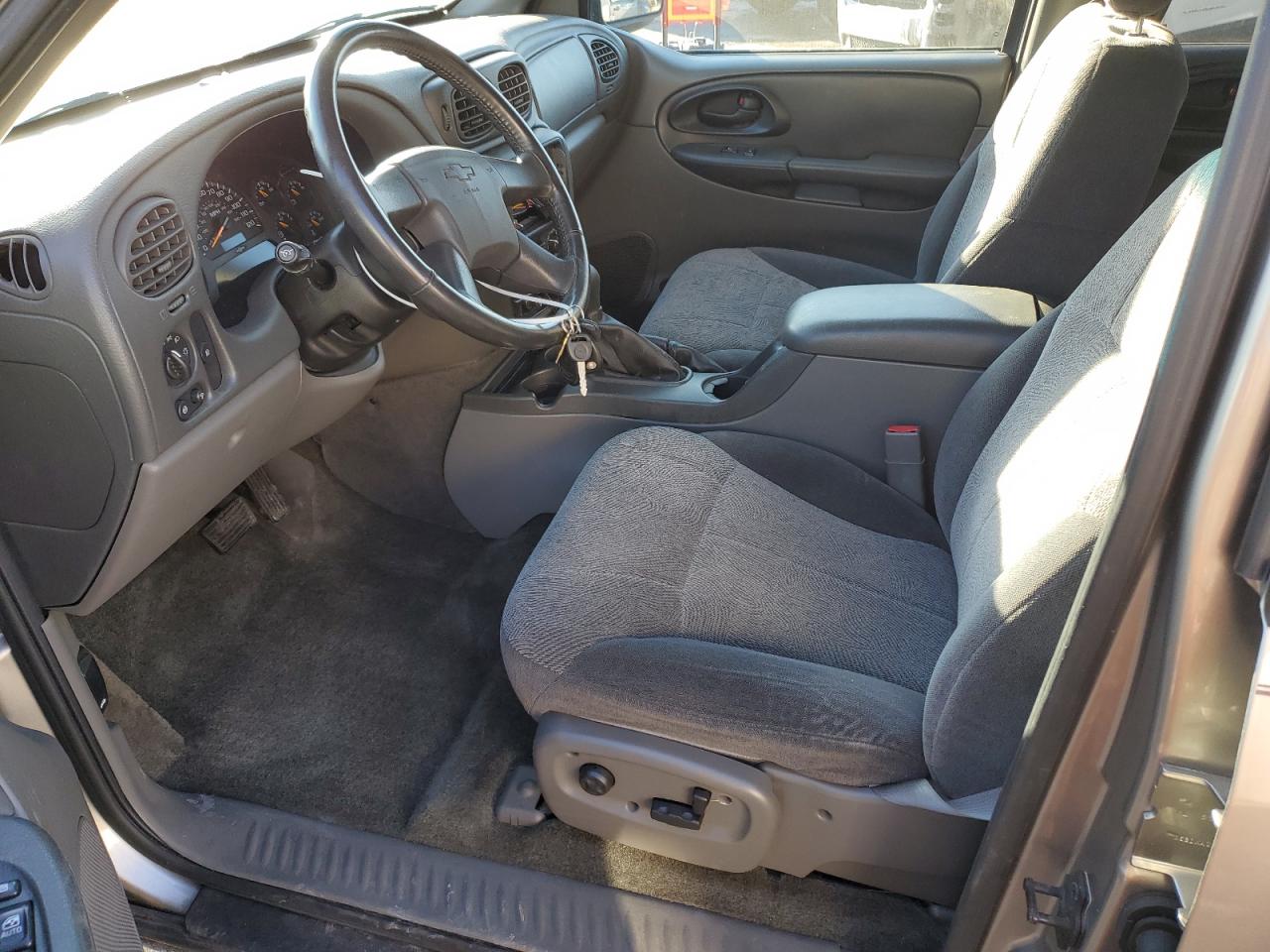 2003 Chevrolet TrailBlazer - Image 7