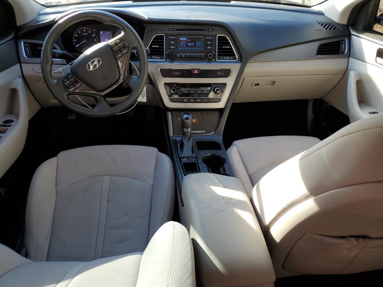 2015 Hyundai Sonata - Image 8