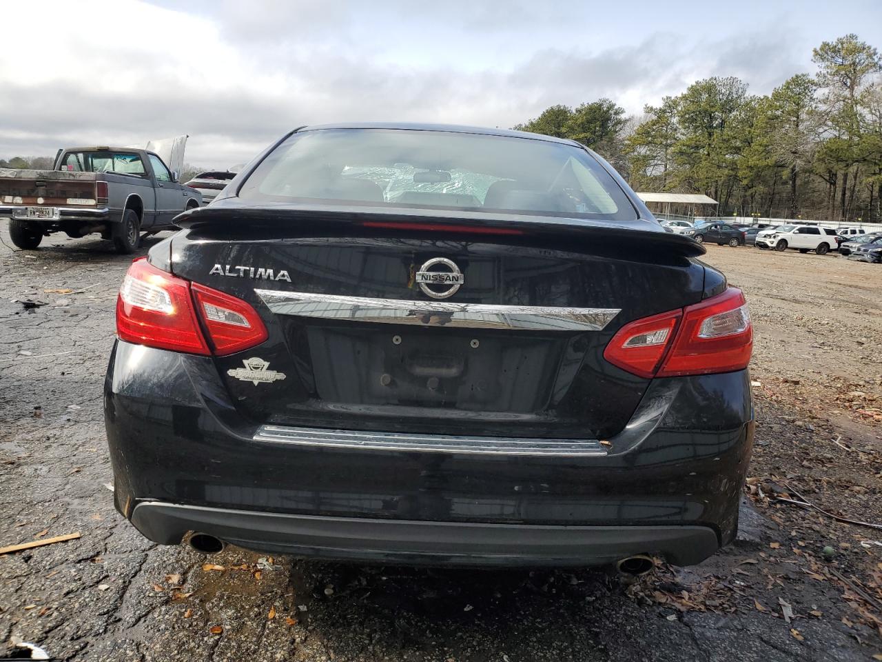 2017 Nissan Altima - Image 6