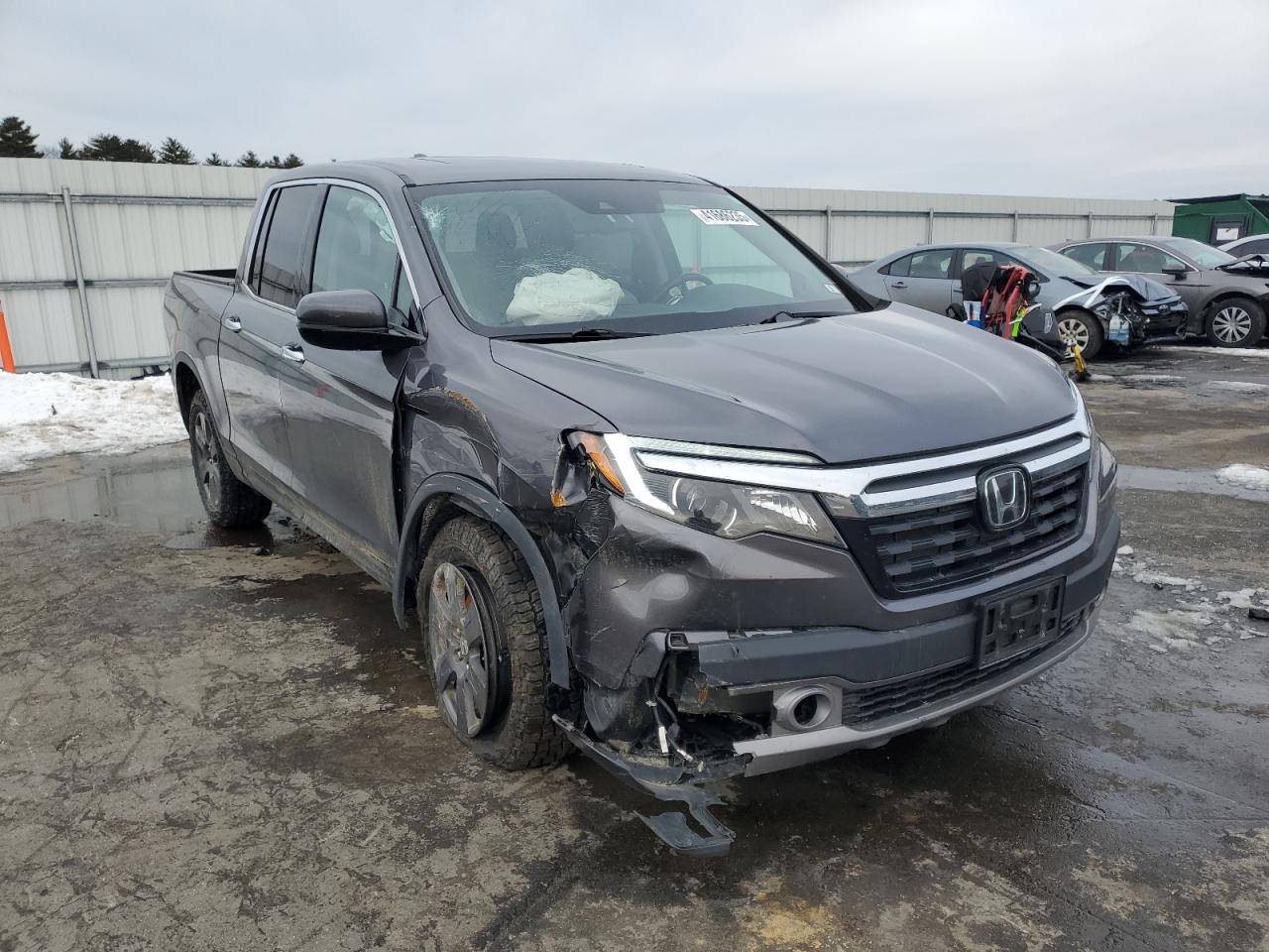 2020 Honda Ridgeline - Image 4