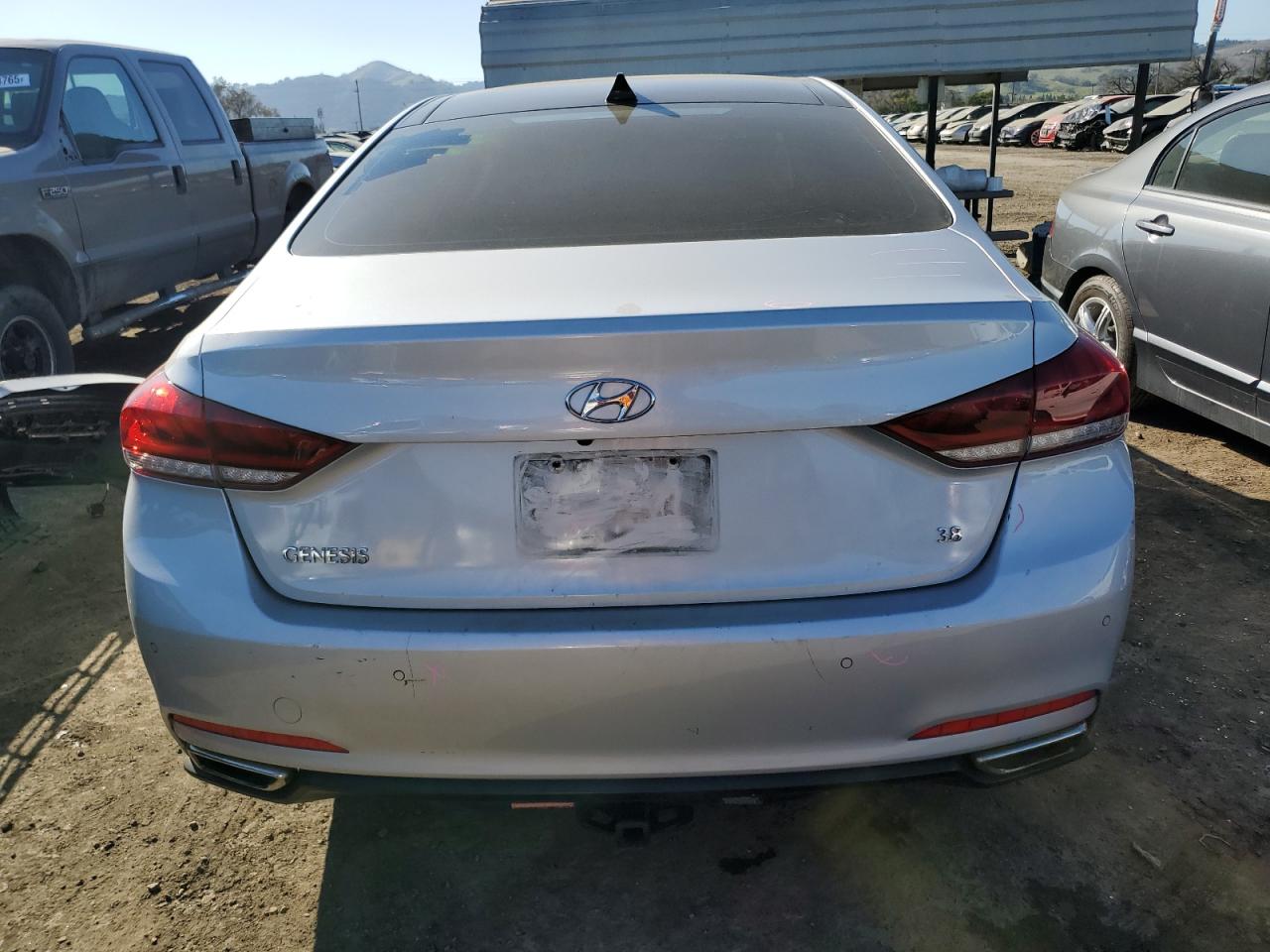 VIN KMHGN4JE6FU068172 2015 HYUNDAI GENESIS no.6