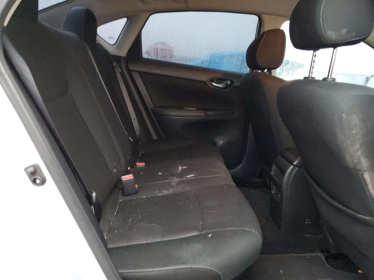 2019 Nissan Sentra - Image 10