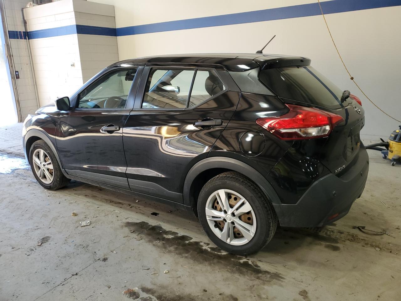 2020 Nissan Kicks - Image 2