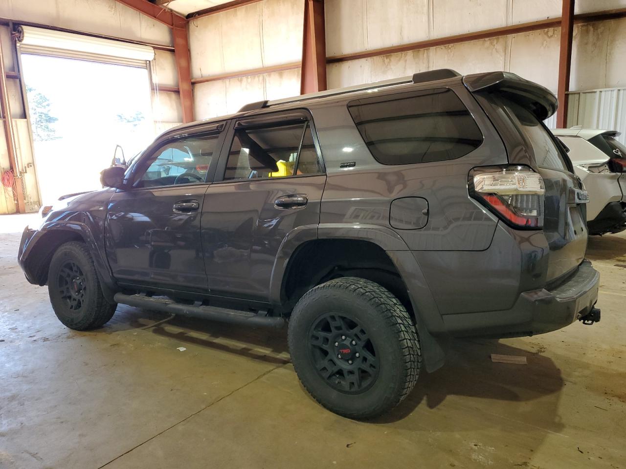 2020 Toyota 4Runner - Image 2