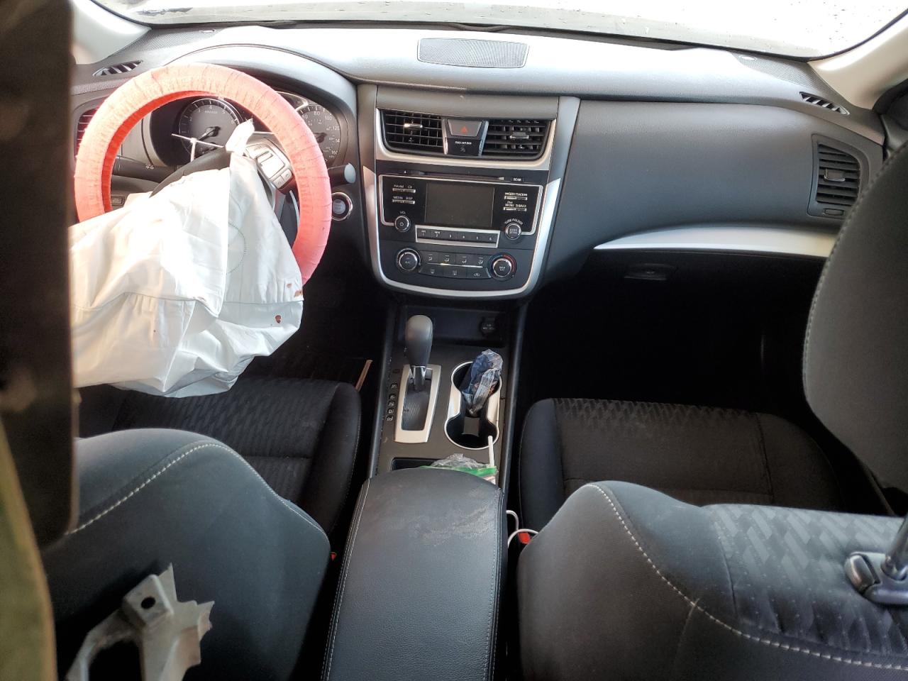 2018 Nissan Altima - Image 8