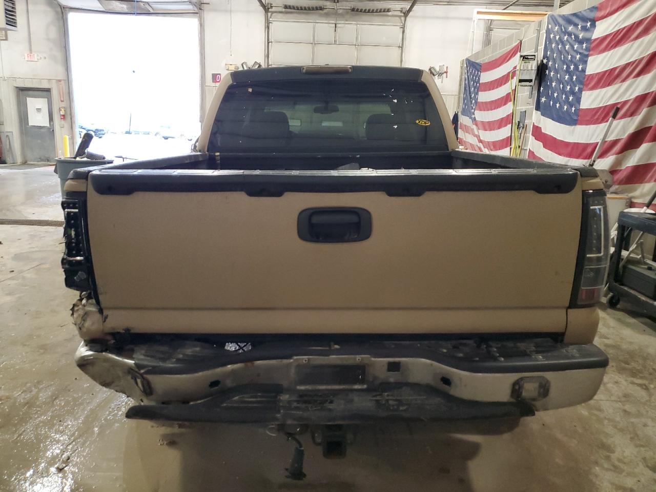 2006 Chevrolet Silverado - Image 6