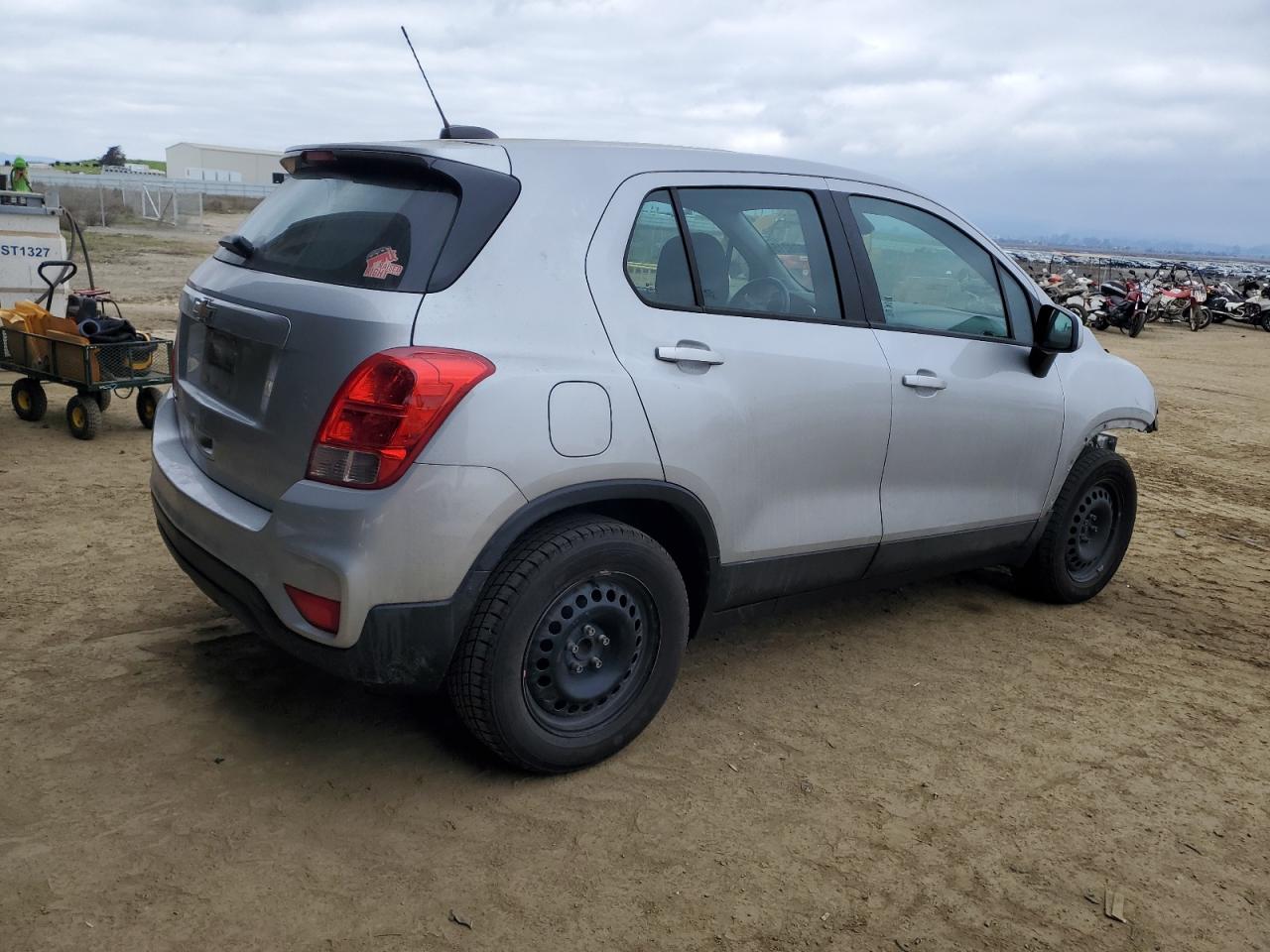 2018 Chevrolet Trax - Image 3