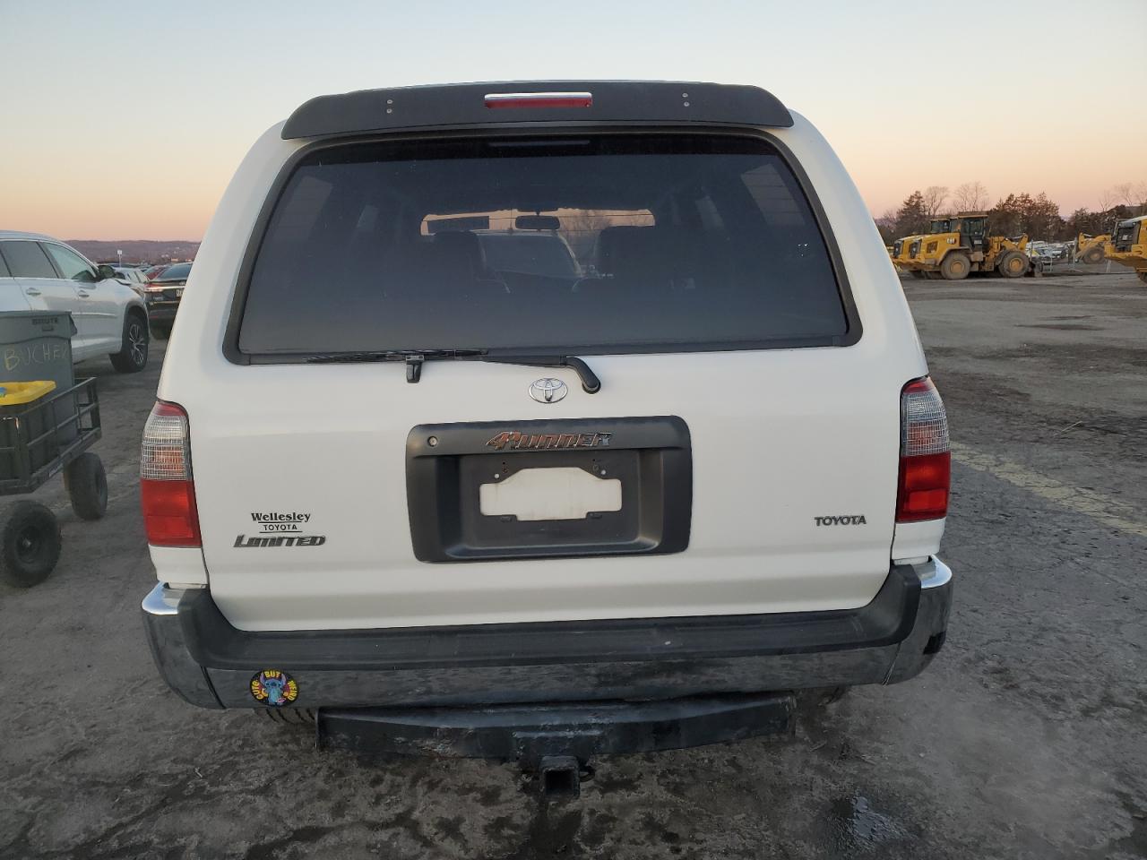 1998 Toyota 4Runner Limited VIN: JT3HN87R7W0189556 Lot: 88506495