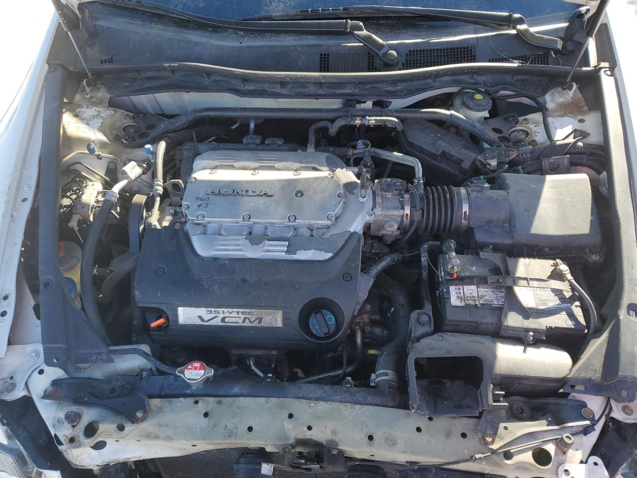 2010 Honda Accord - Image 11