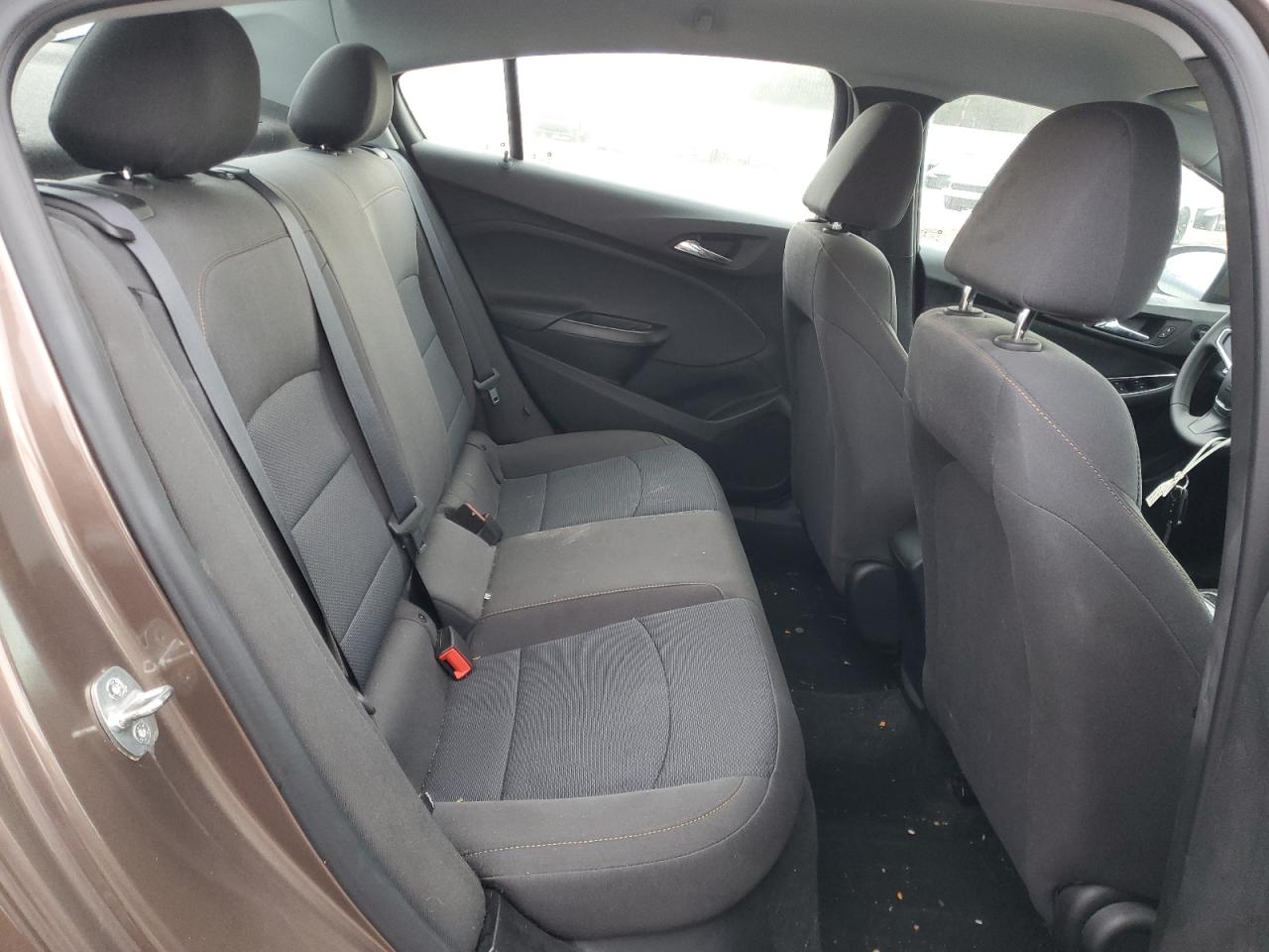 2019 Chevrolet Cruze - Image 10