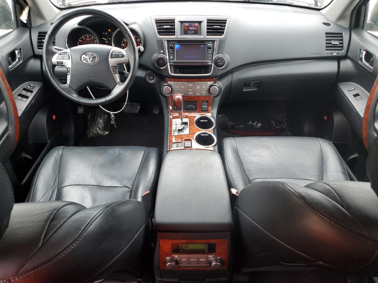 2013 Toyota Highlander - Image 8
