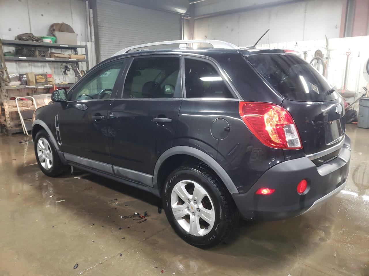 2013 Chevrolet Captiva - Image 2