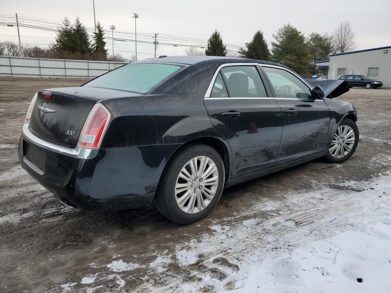 2014 Chrysler 300 - Image 3