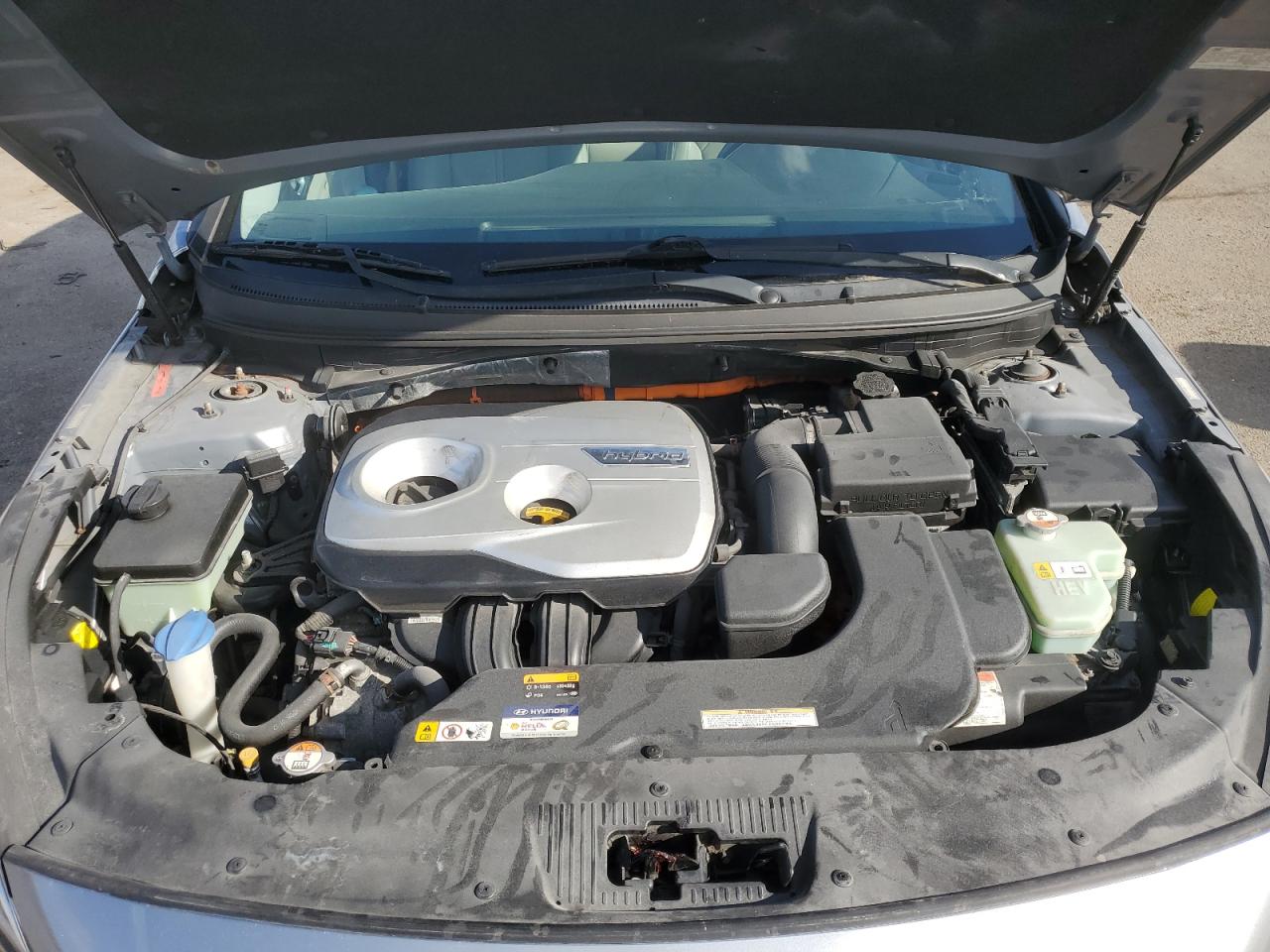 2016 Hyundai Sonata - Image 11