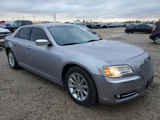  CHRYSLER 300 2014 Сріблястий