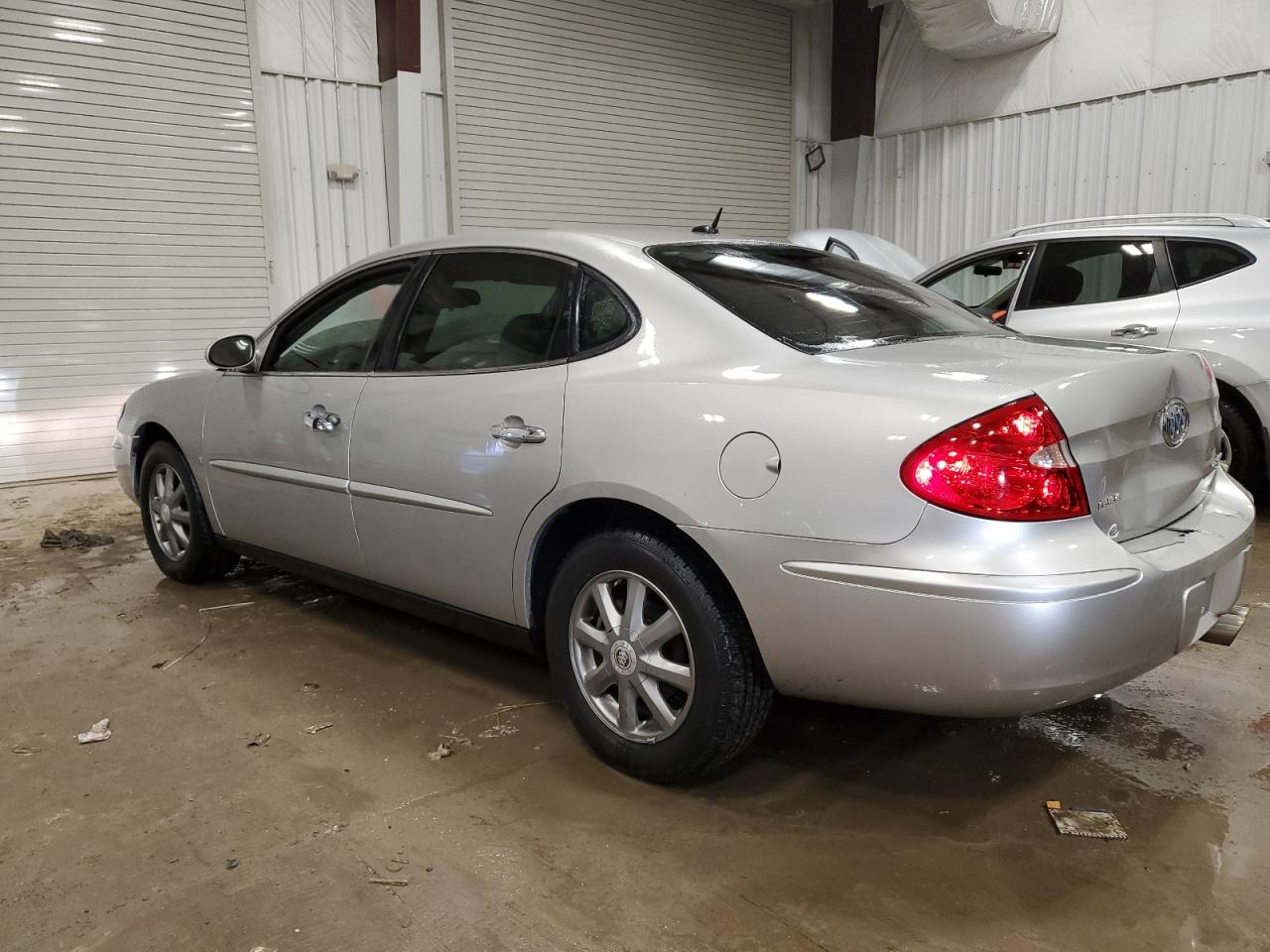 2007 Buick LaCrosse - Image 2