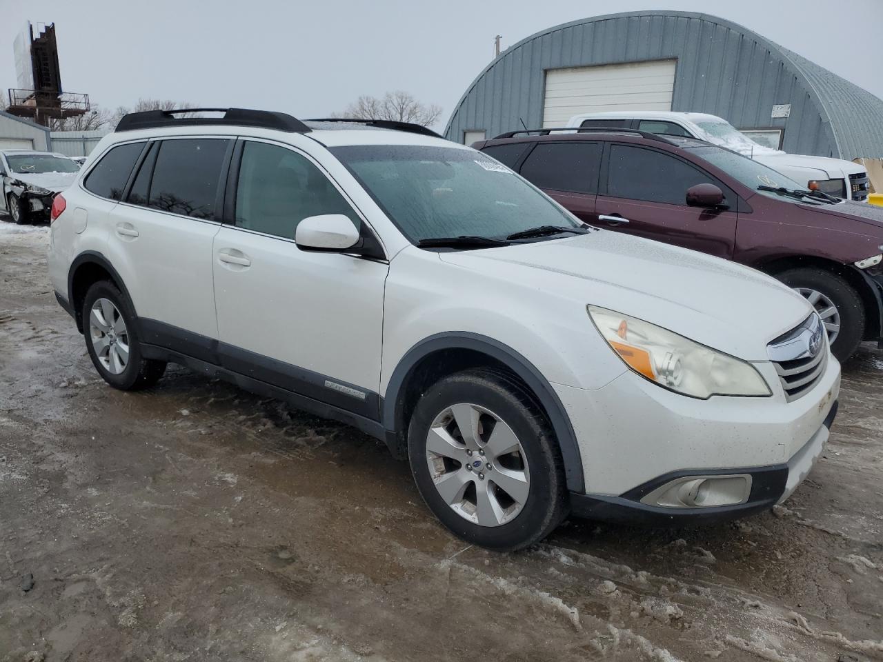 2011 Subaru Outback - Image 4