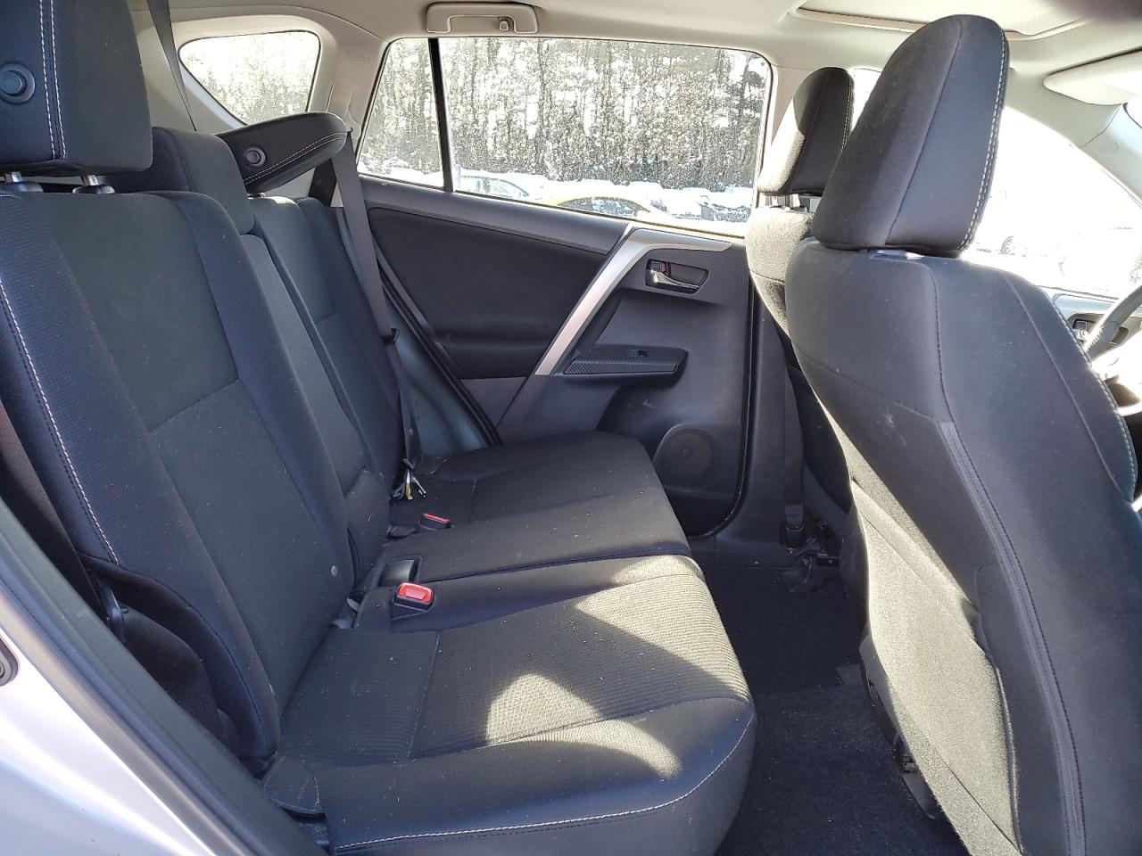 2014 Toyota RAV 4 - Image 11
