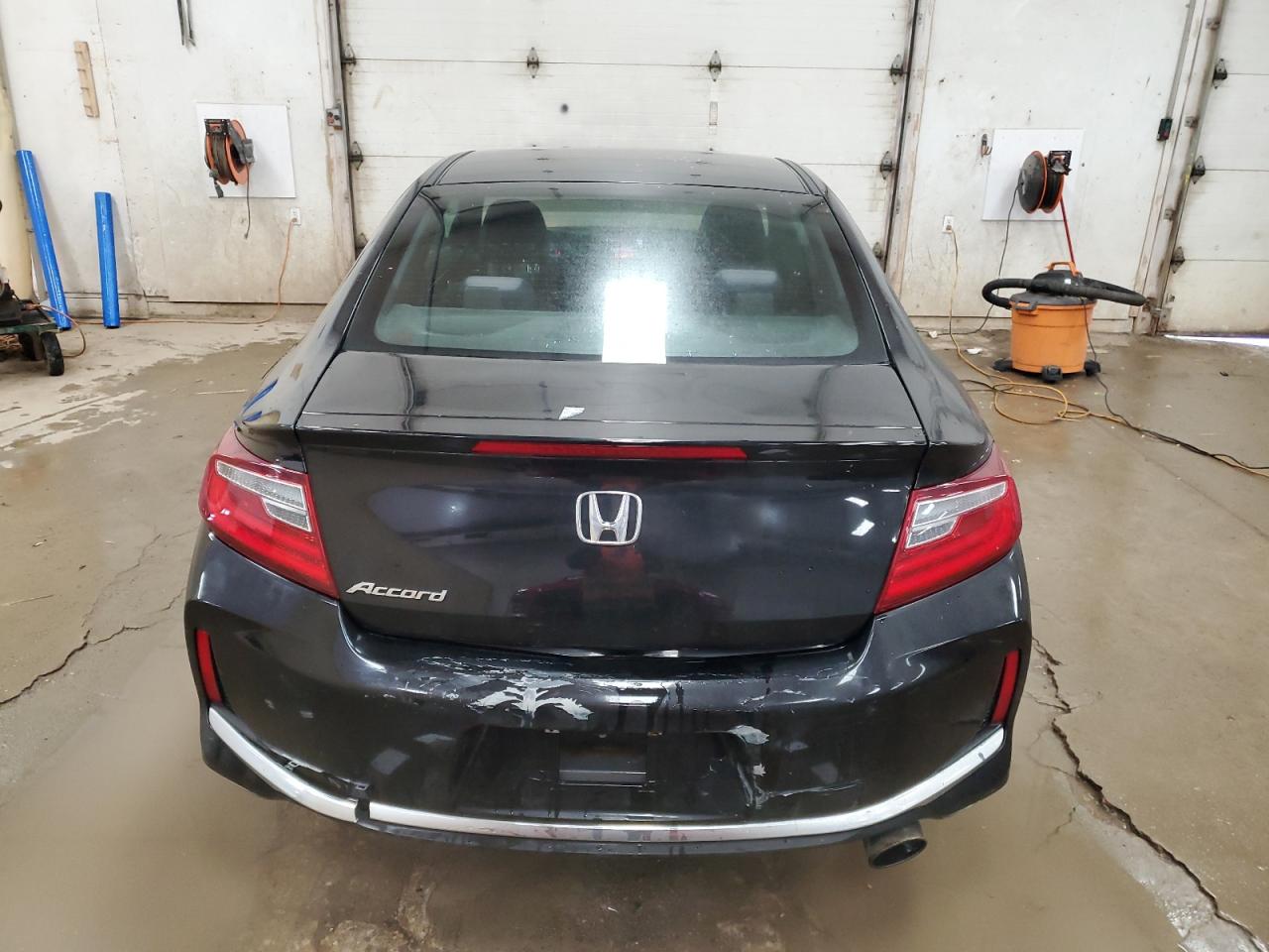 2017 Honda Accord - Image 6