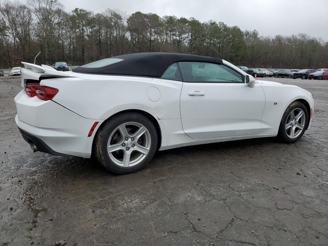 2019 Chevrolet Camaro - Image 3