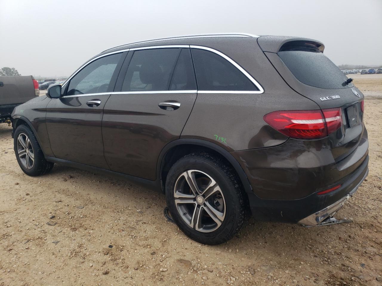 2016 Mercedes-Benz GLC - Image 2