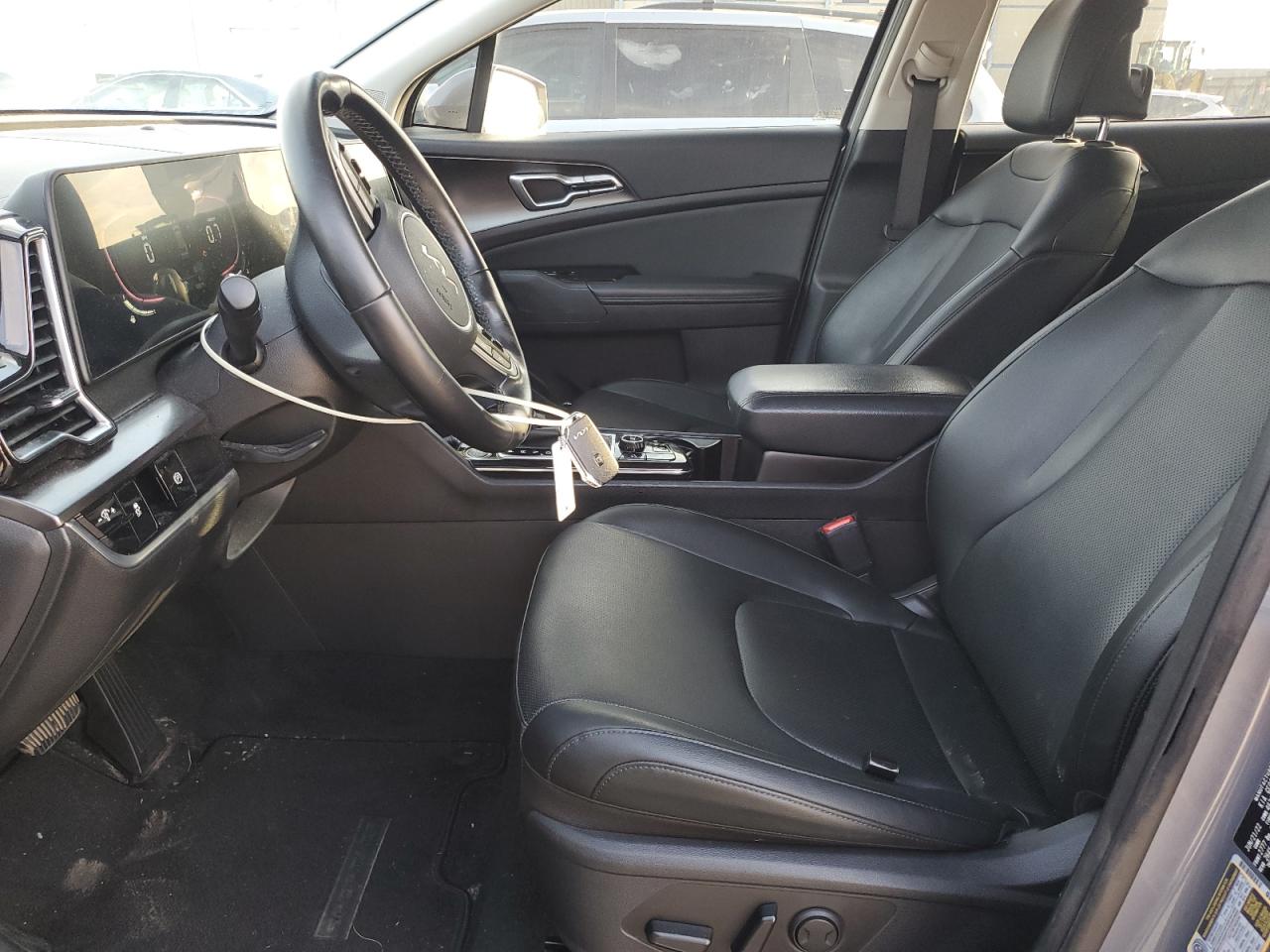 2023 Kia Sportage - Image 7