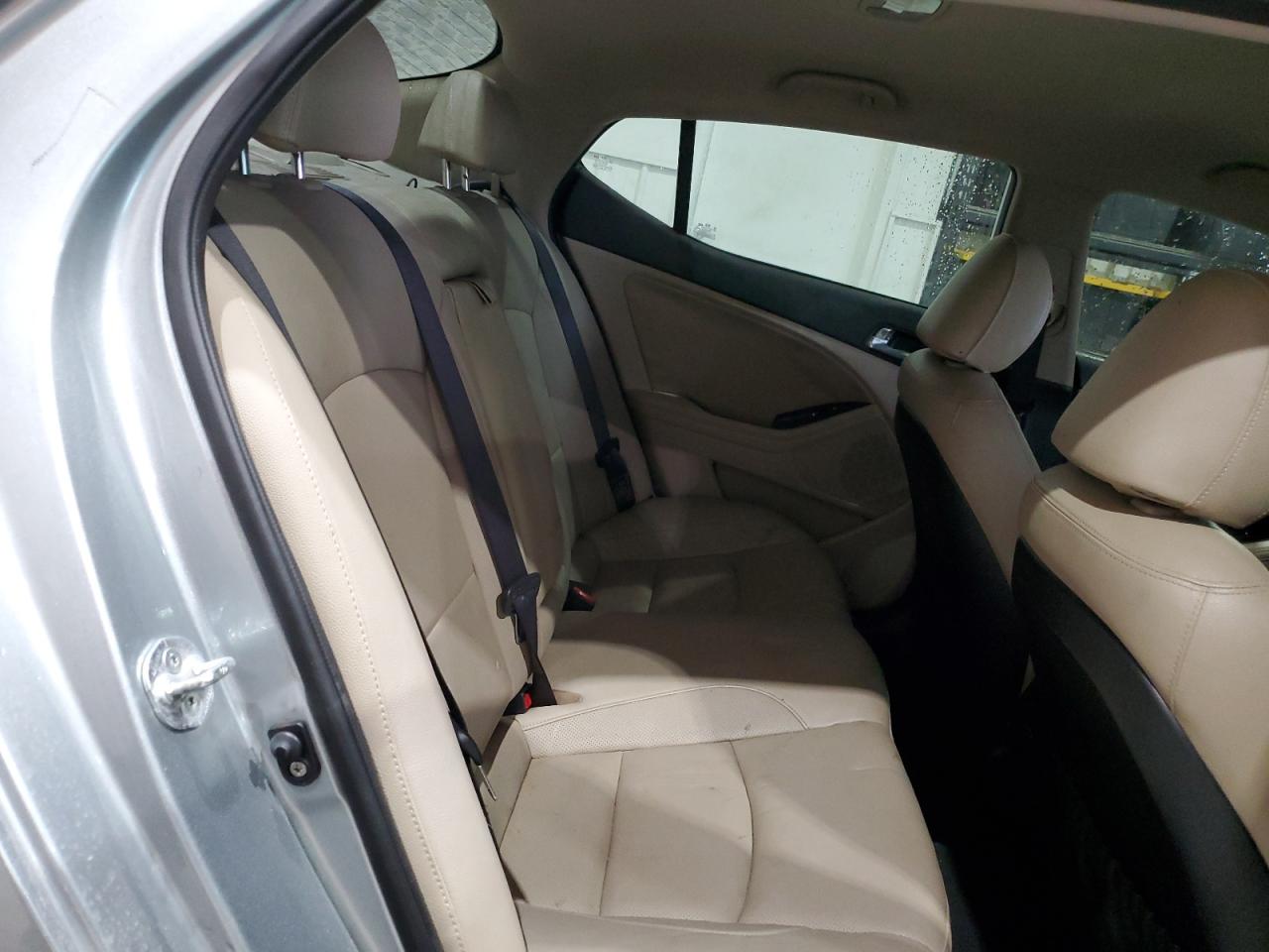 2014 Kia Optima - Image 11