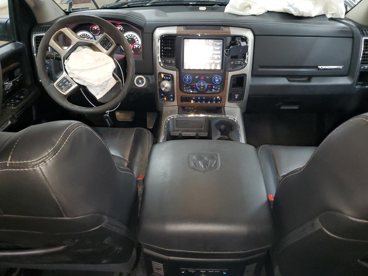 2016 RAM 1500 - Image 8