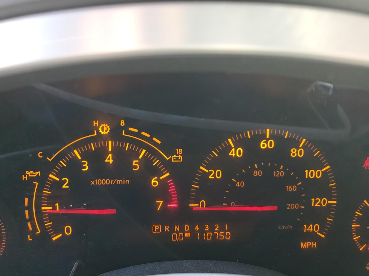 2005 Infiniti QX56 - Image 9