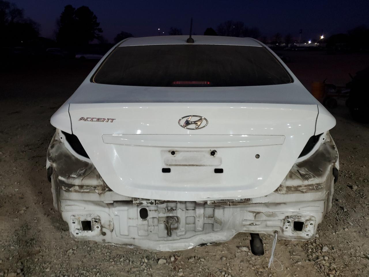 2015 Hyundai Accent - Image 6