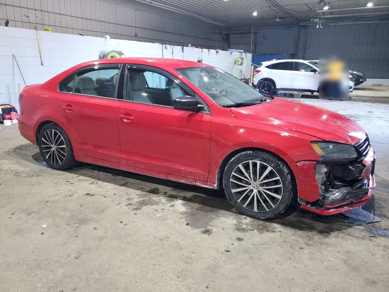 2016 Volkswagen Jetta - Image 4