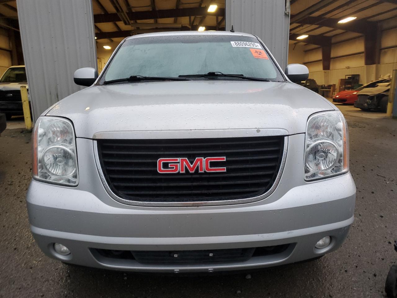 VIN 1GKS2CE0XER185985 2014 GMC YUKON no.5