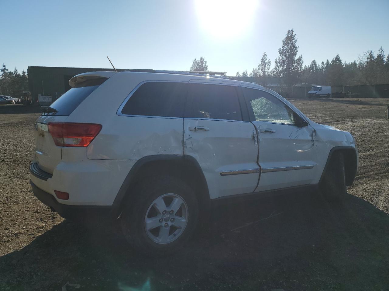2012 Jeep Grand Cherokee - Image 3