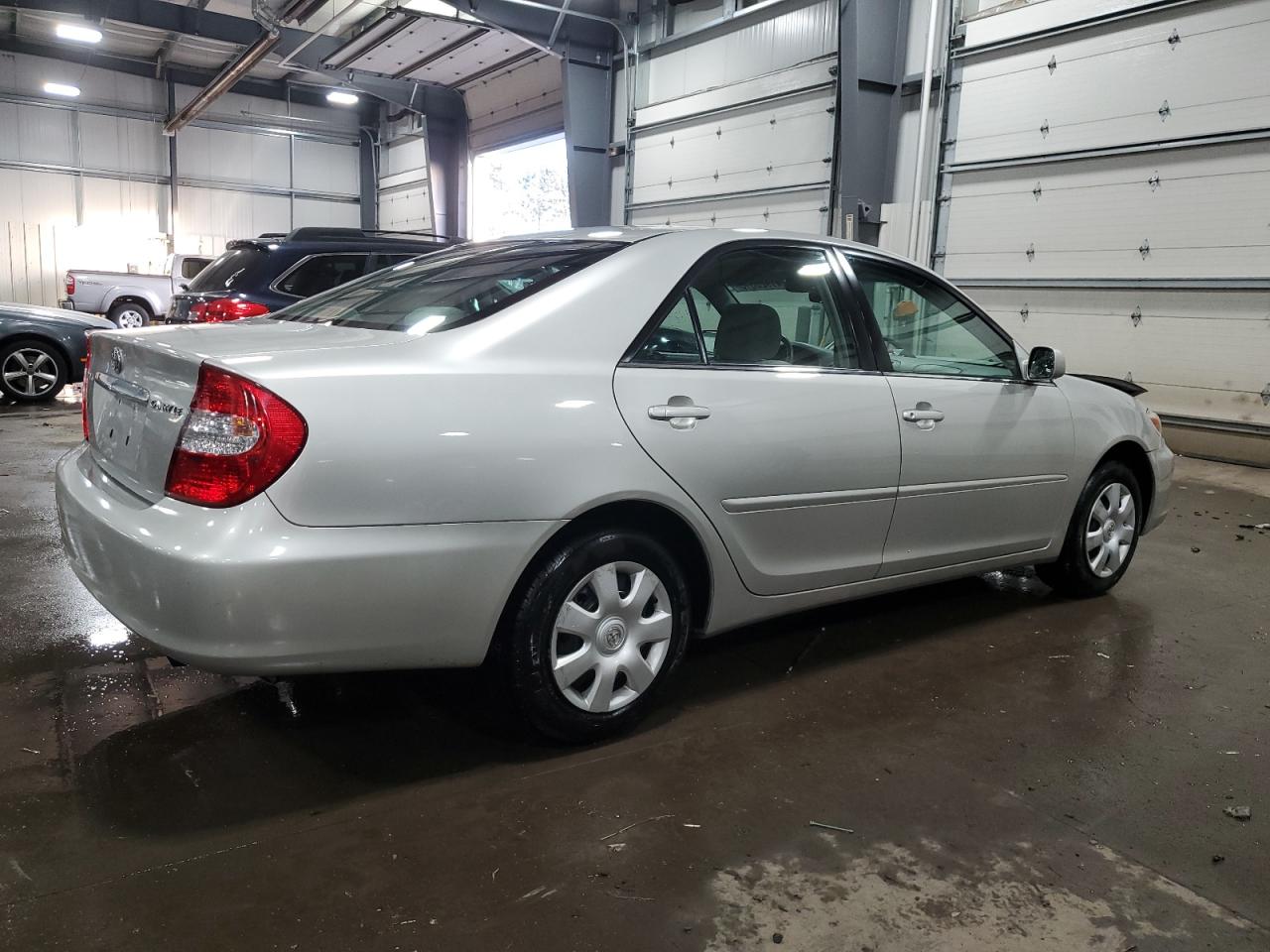 2004 Toyota Camry Le VIN: 4T1BE32K94U817763 Lot: 41925515