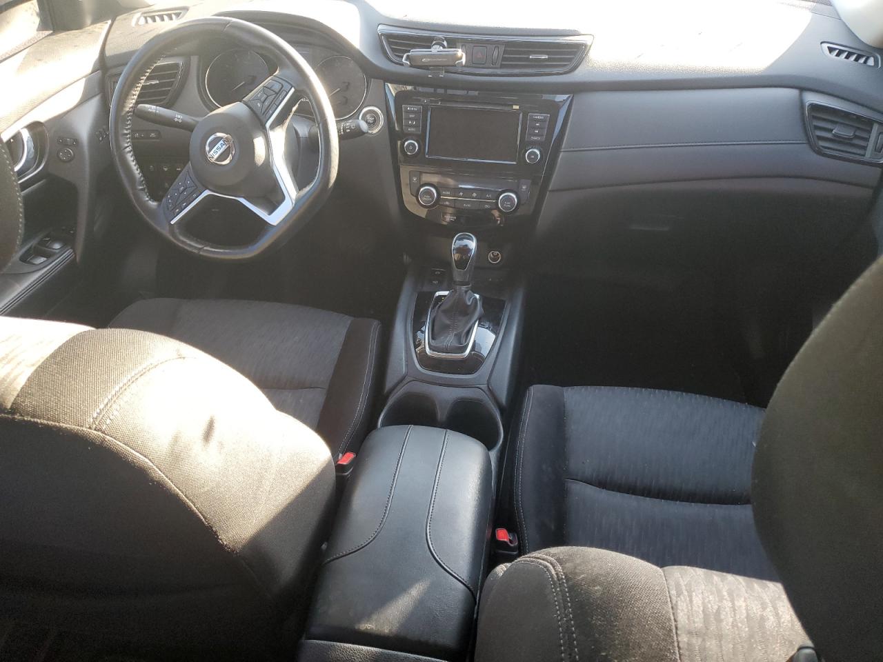 2019 Nissan Rogue - Image 8