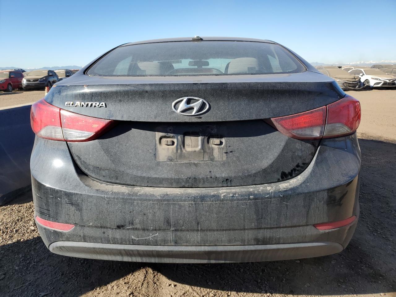 2016 Hyundai Elantra - Image 6