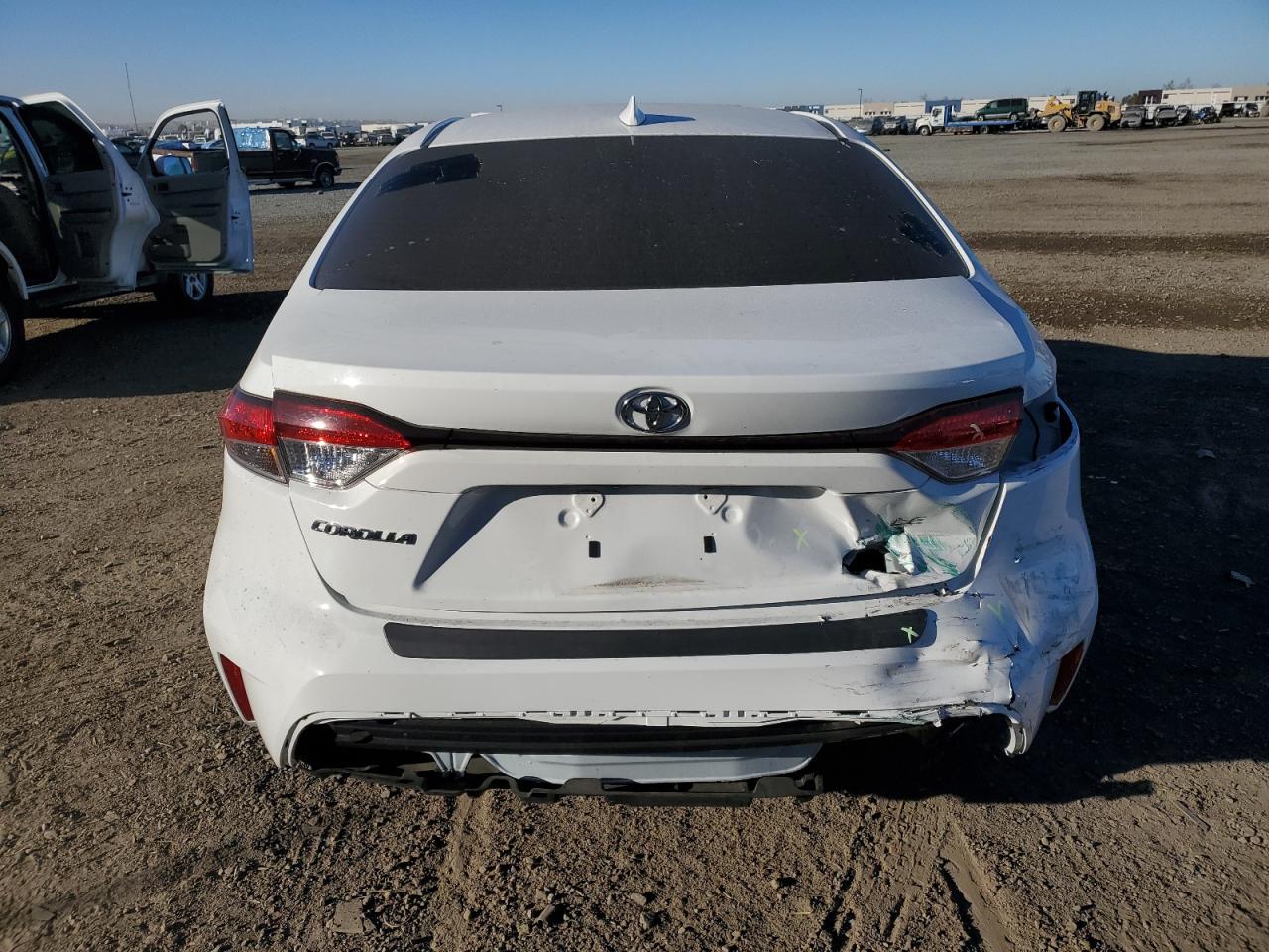 2022 Toyota Corolla - Image 6