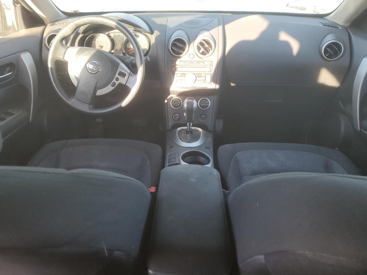 2013 Nissan Rogue - Image 8