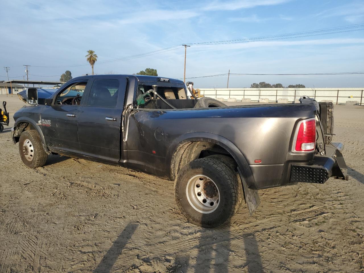 2017 RAM 3500 - Image 2