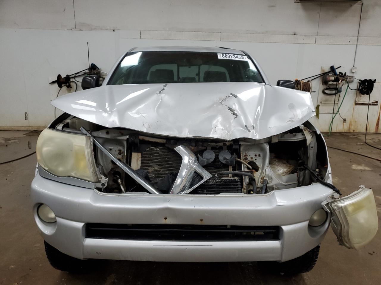 2005 Toyota Tacoma - Image 5