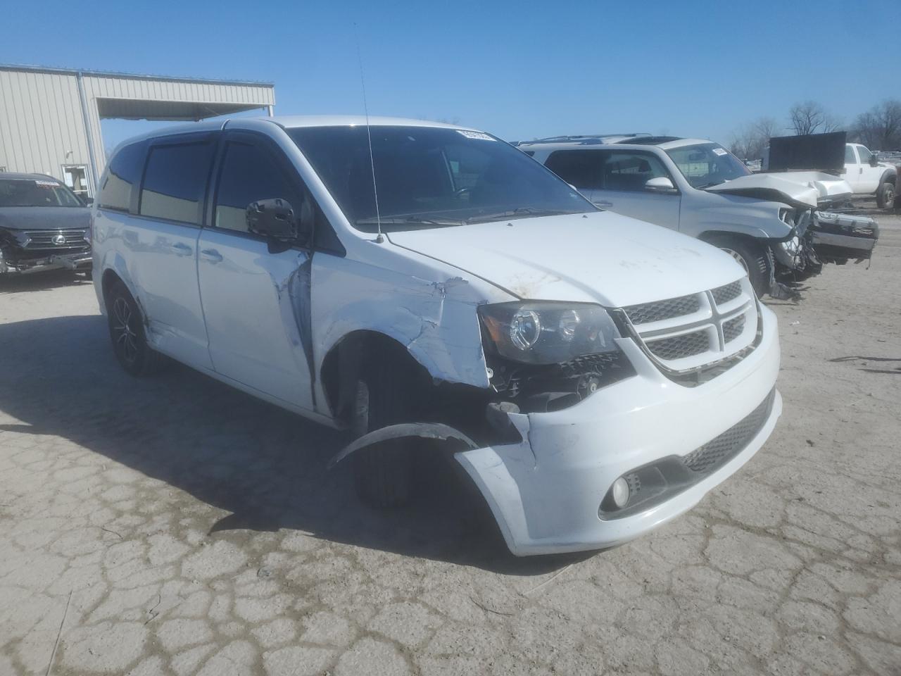 2018 Dodge Caravan - Image 4