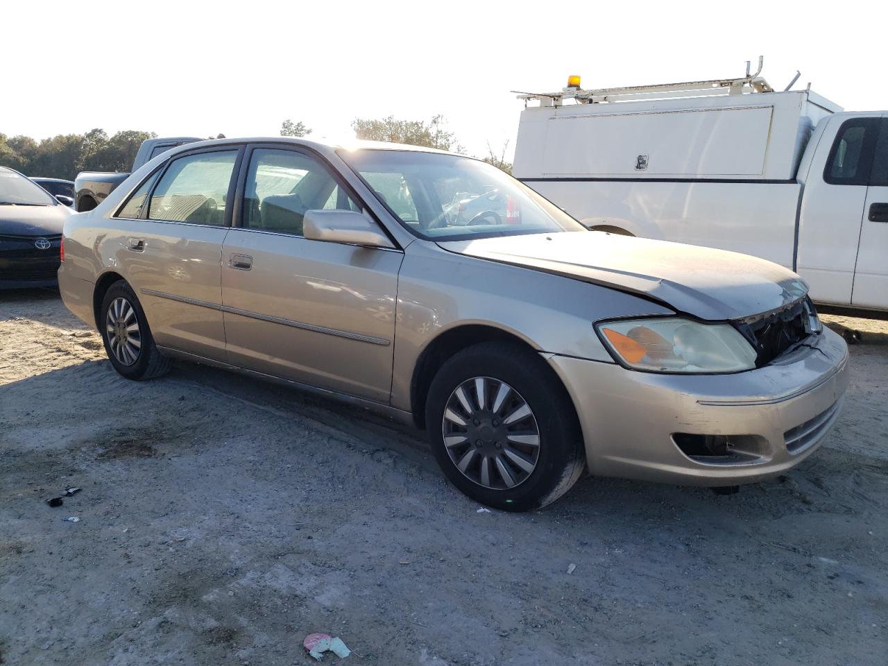 2001 Toyota Avalon - Image 4