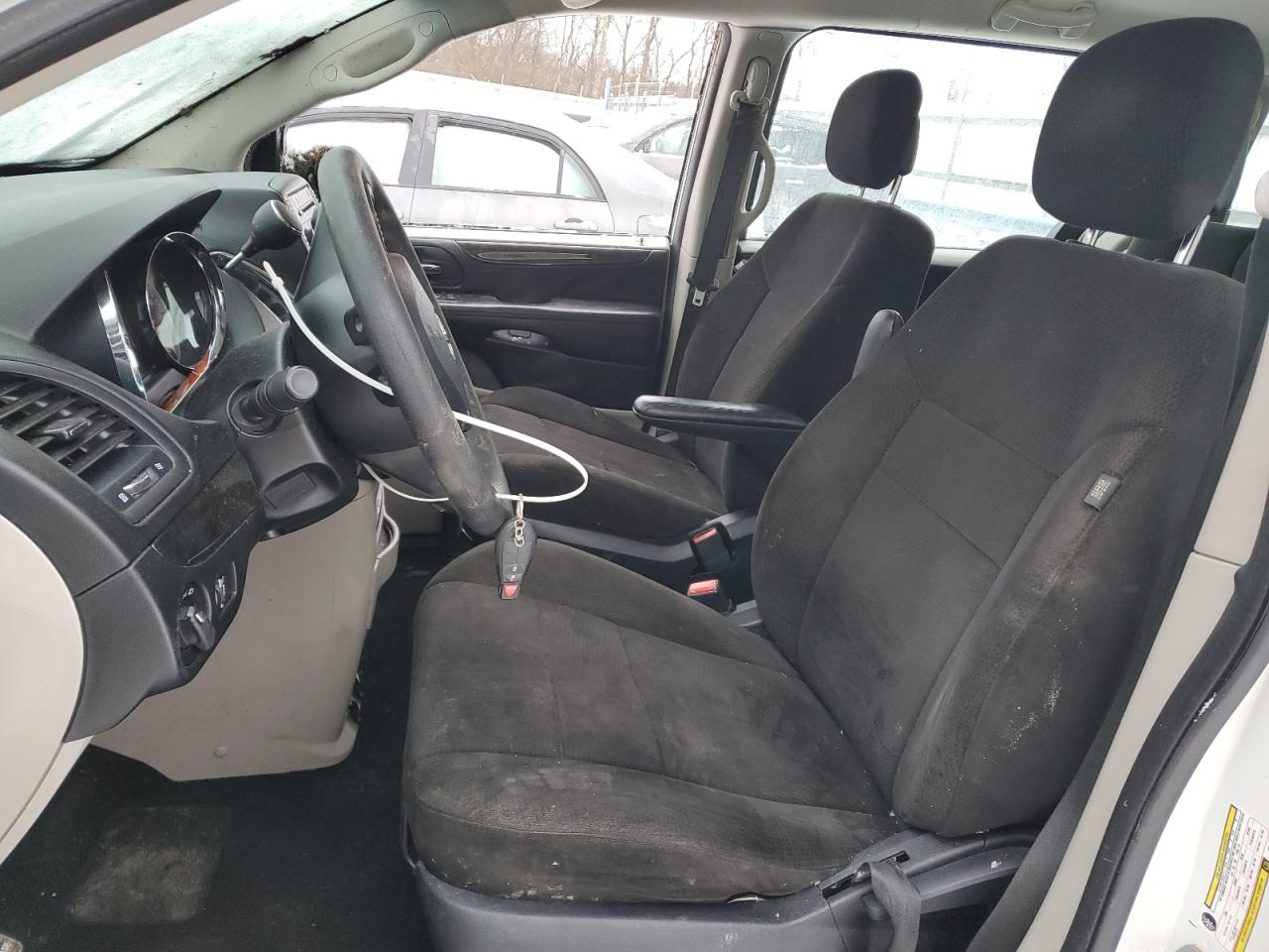 2012 Dodge Caravan - Image 7