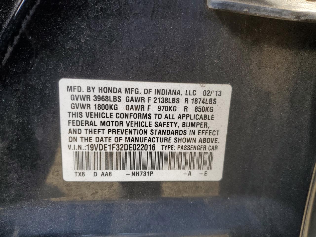 2013 Acura ILX - Image 13