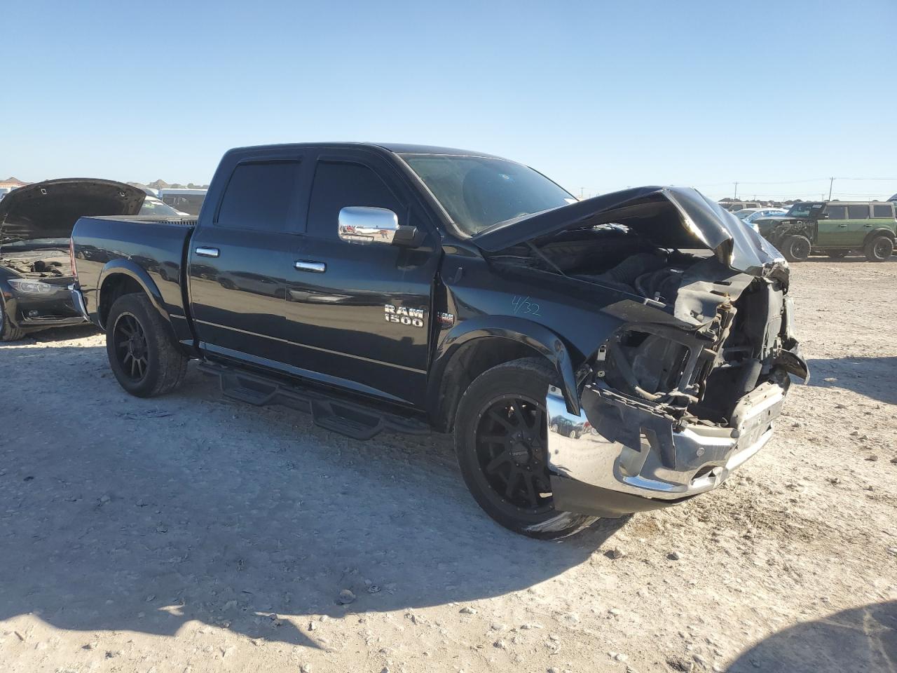 2016 RAM 1500 - Image 4