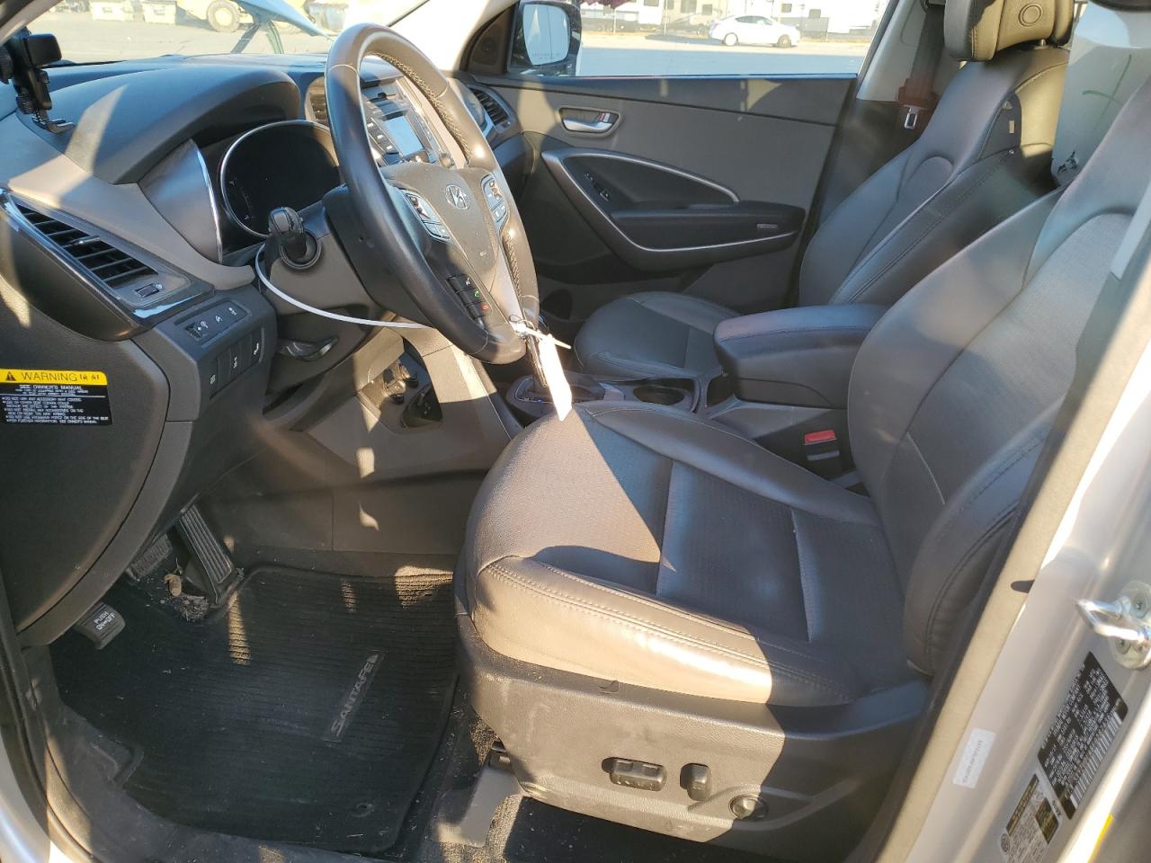 2015 Hyundai Santa Fe - Image 7