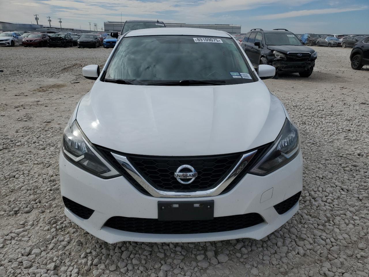 2017 Nissan Sentra - Image 5