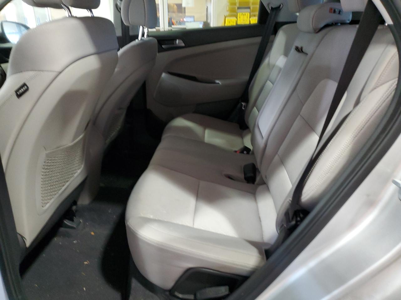 2016 Hyundai Tucson - Image 11