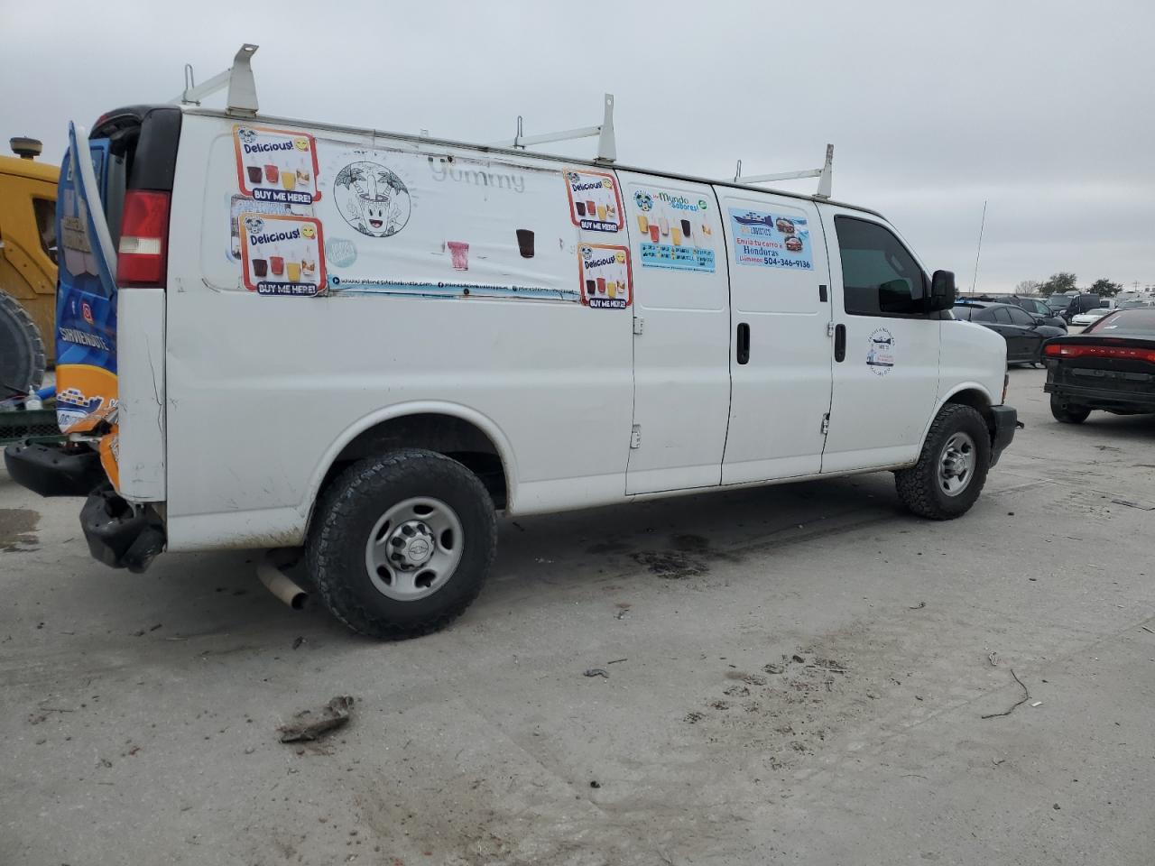 2018 Chevrolet Express - Image 3